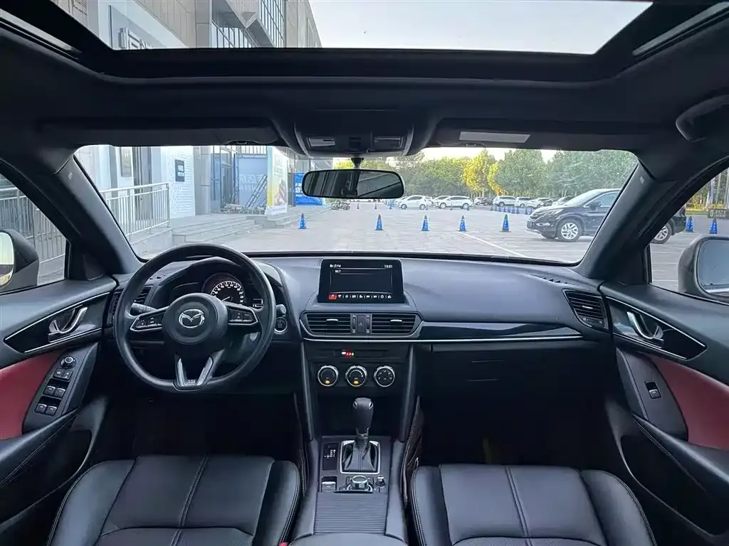 Mazda CX-4 2021 из CN, фото 7