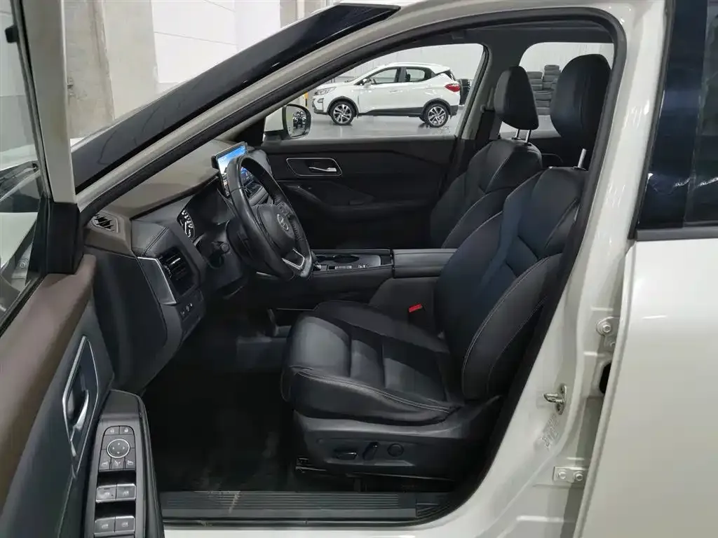Nissan X-Trail 2022 из CN, фото 9