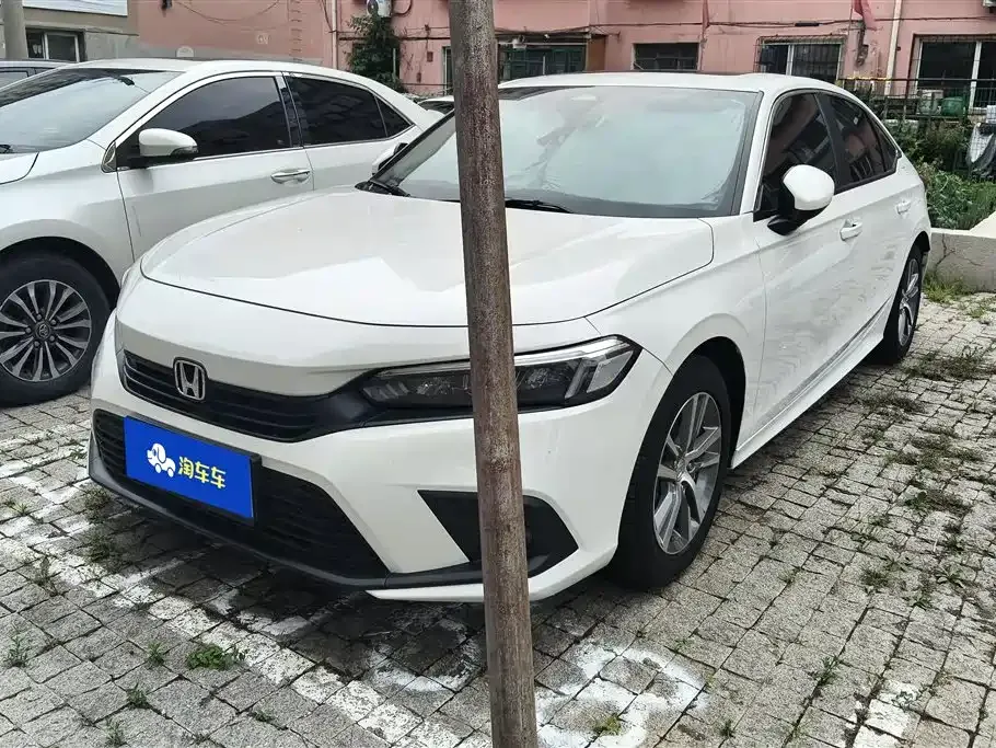Honda Civic — фото 1