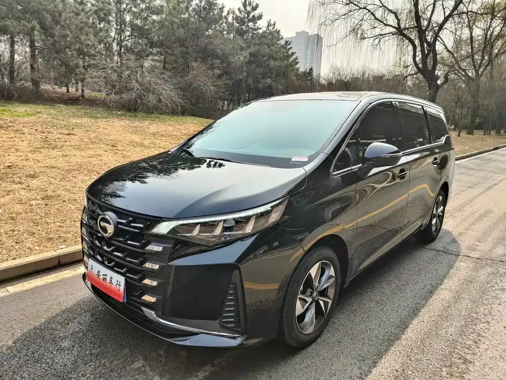 GAC Motor Trumpchi M6 — фото 1
