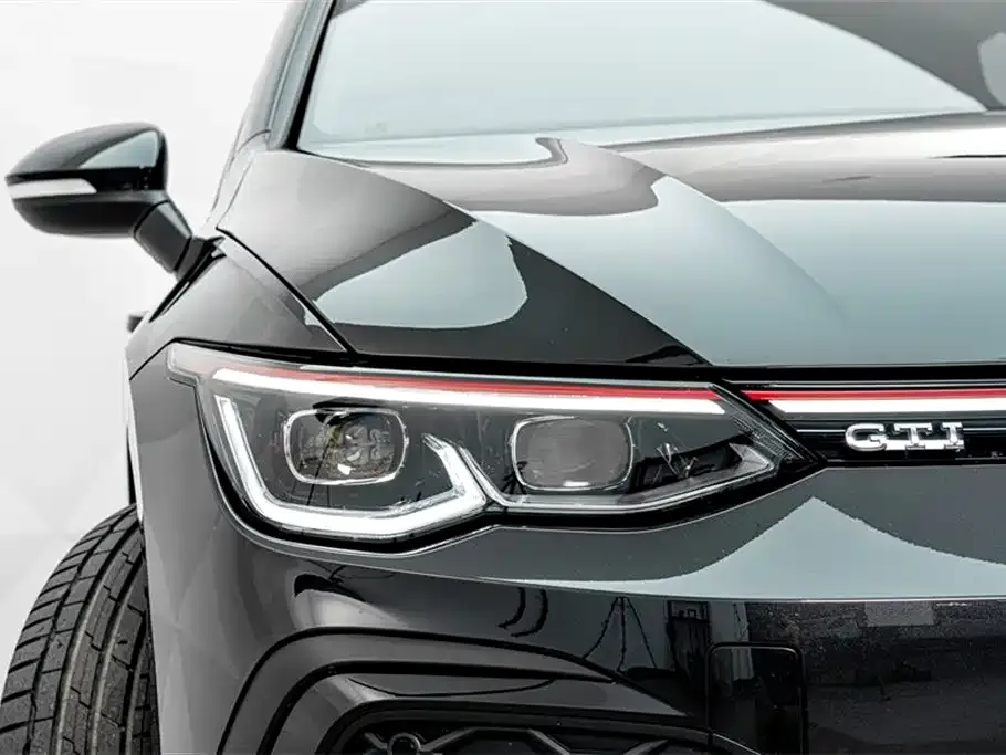 Volkswagen Golf GTI — фото 4