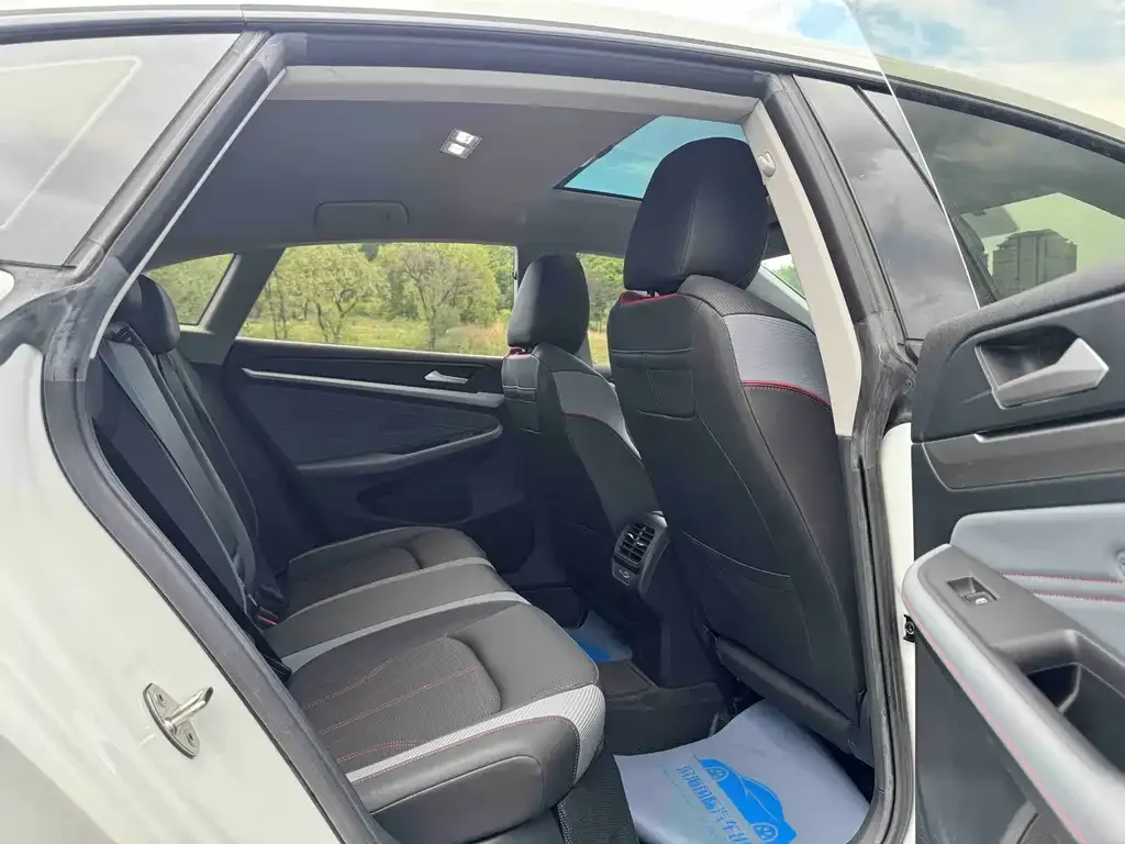 Volkswagen Lamando 2023 из CN, фото 6