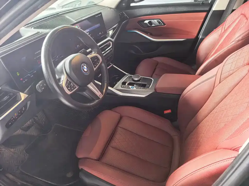 BMW i3 2024 из CN, фото 8