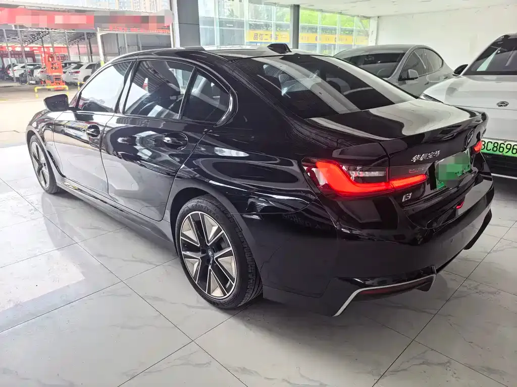 BMW i3 2024 из CN, фото 5