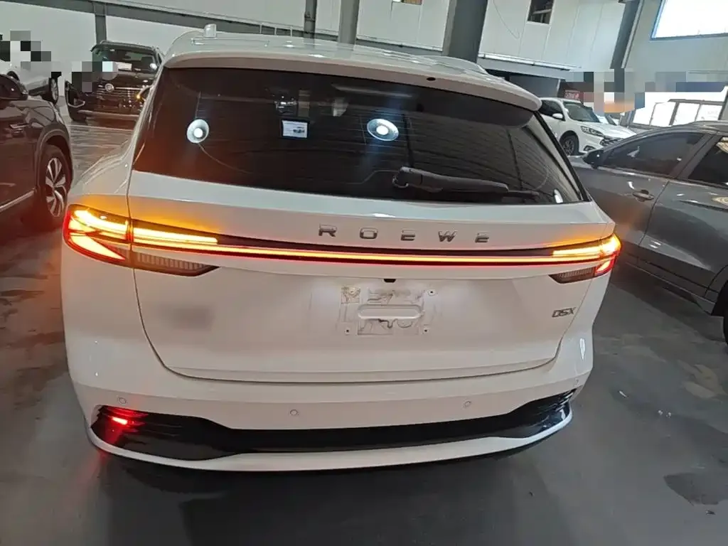 Roewe D5X DMH 2024 из CN, фото 2