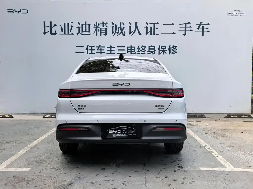 BYD Seal 05 DM-i — фото 3
