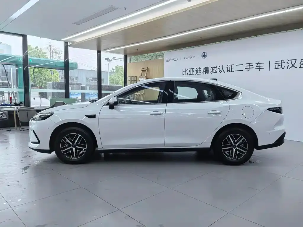 BYD Seal 05 DM-i 2025 из CN, фото 9