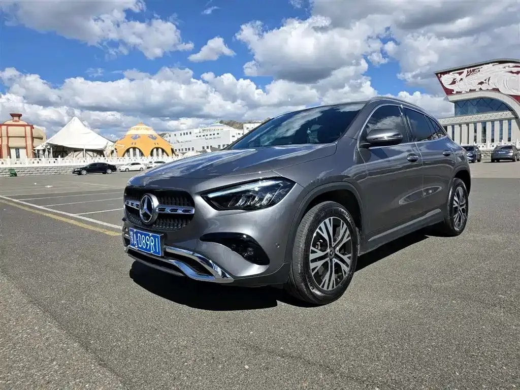 Mercedes-Benz GLA — фото 1
