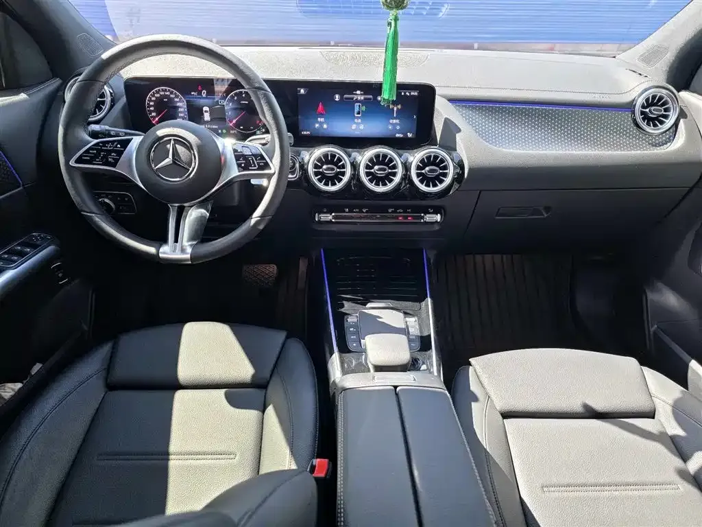 Mercedes-Benz GLA — фото 6