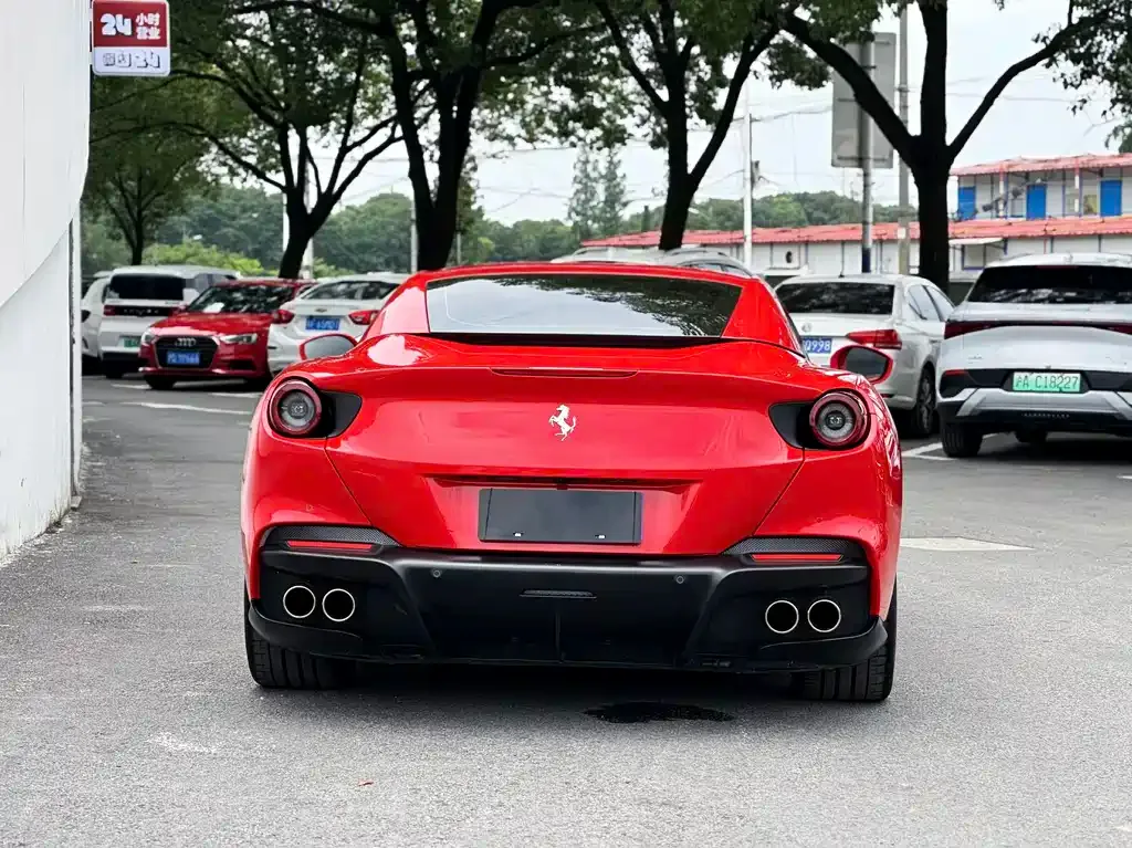 Ferrari Portofino 2023 из CN, фото 10