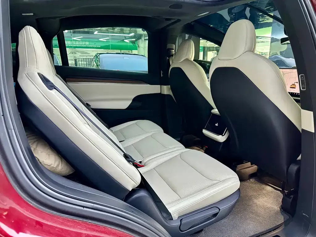 Tesla Model X 2023 из CN, фото 3