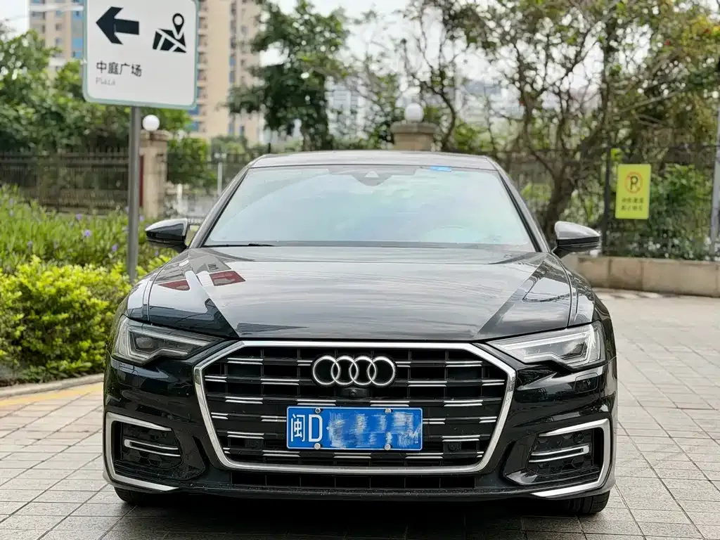 Audi A6L — фото 2