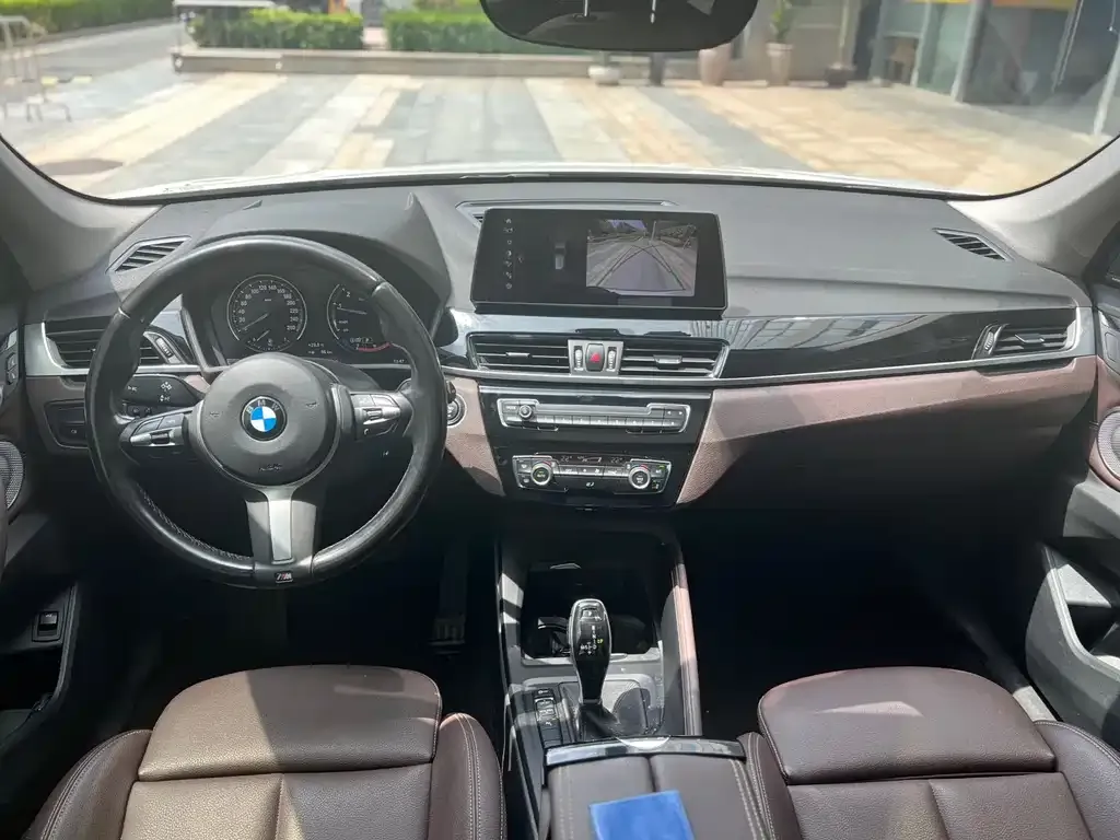 BMW X1 — фото 10