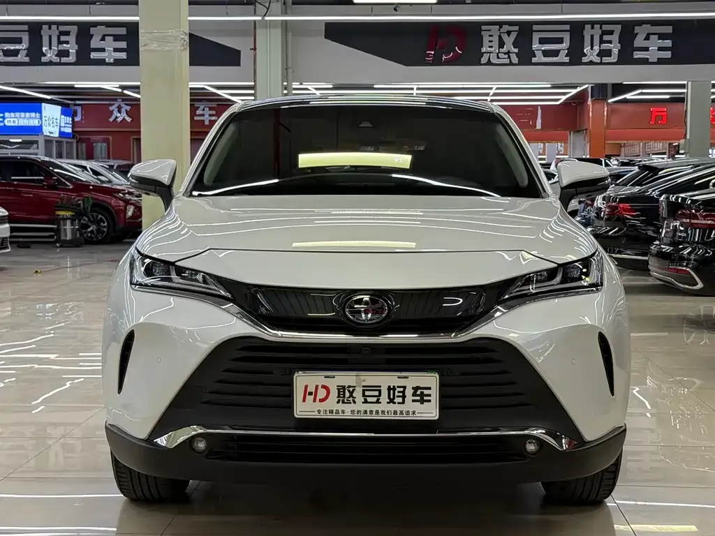 Toyota Harrier — фото 7