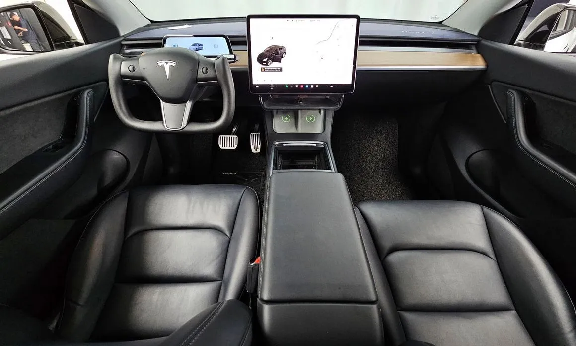 Tesla Model Y 2021 из KR, фото 10