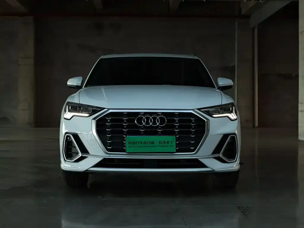 Audi Q3 — фото 2
