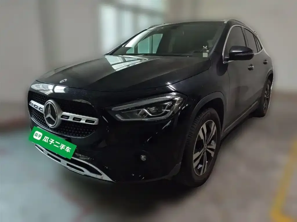 Mercedes-Benz GLA — фото 1