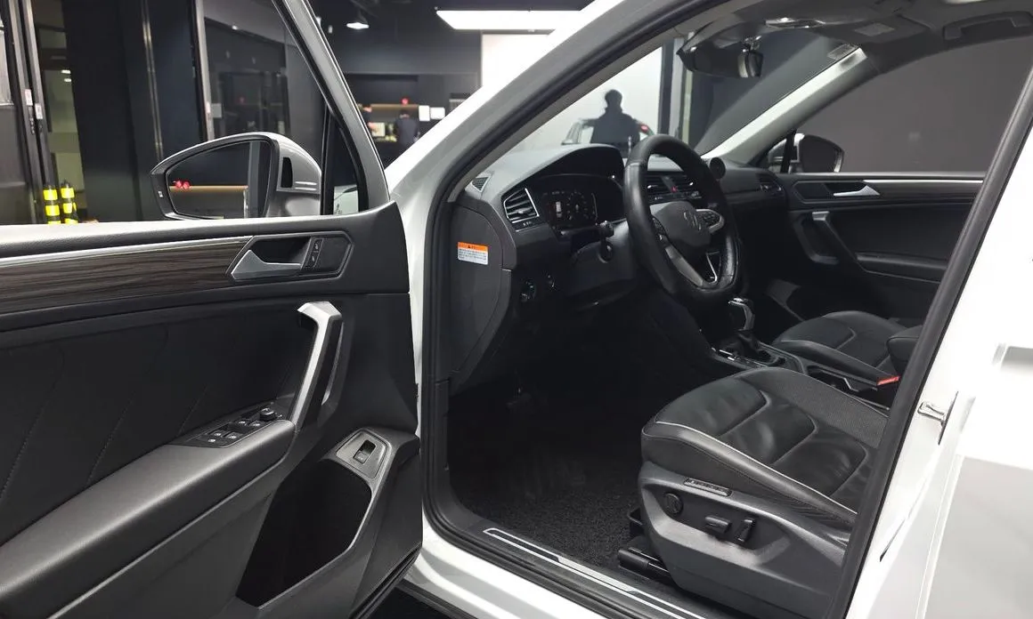 Volkswagen Tiguan 2022 из KR, фото 7