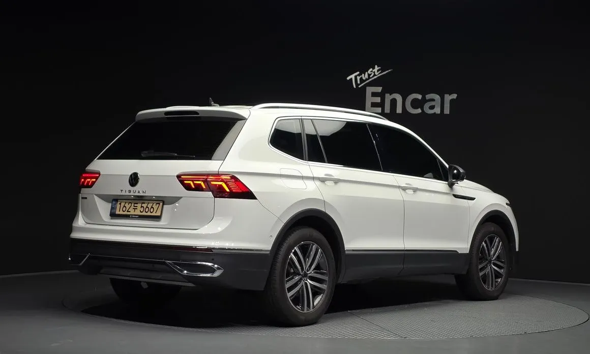 Volkswagen Tiguan 2022 из KR, фото 2