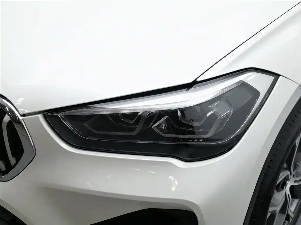 BMW X1 2021 из CN, фото 5