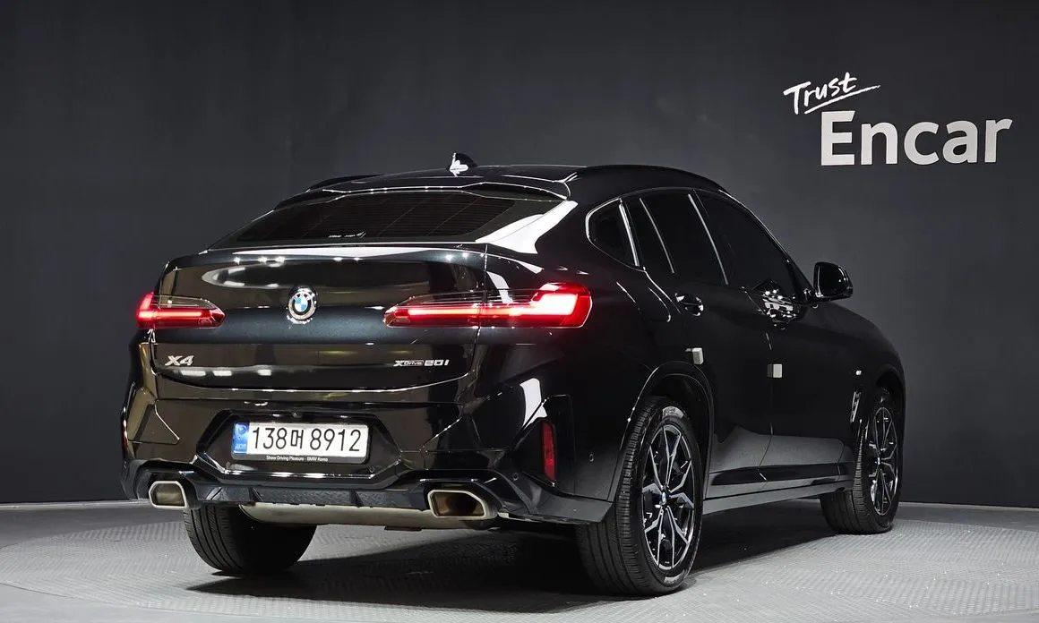 BMW X4 2023 из KR, фото 2