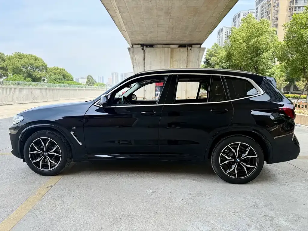 BMW X3 — фото 7