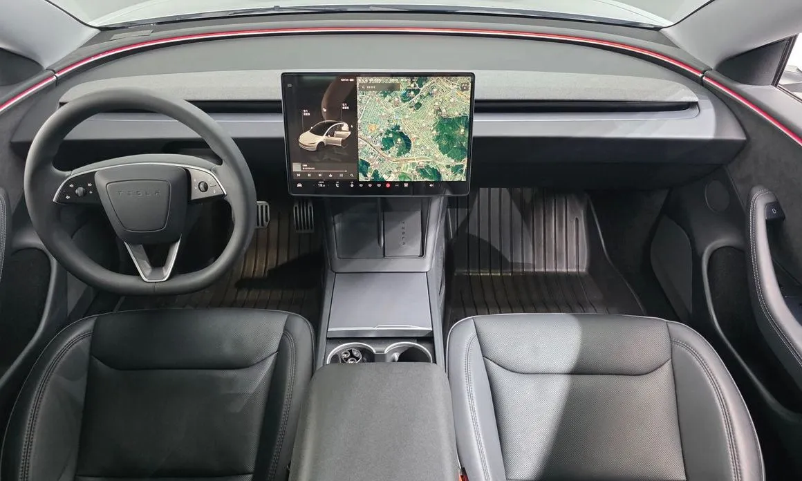 Tesla Model 3 2024 из KR, фото 9