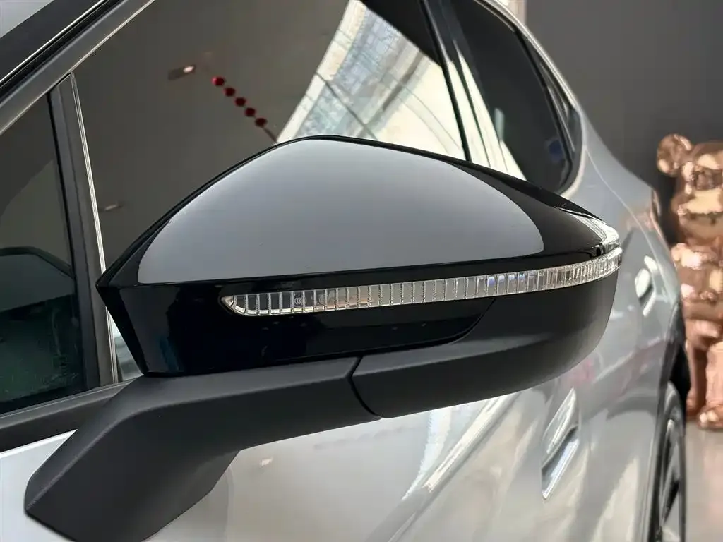 Volkswagen 06 2025 из CN, фото 4