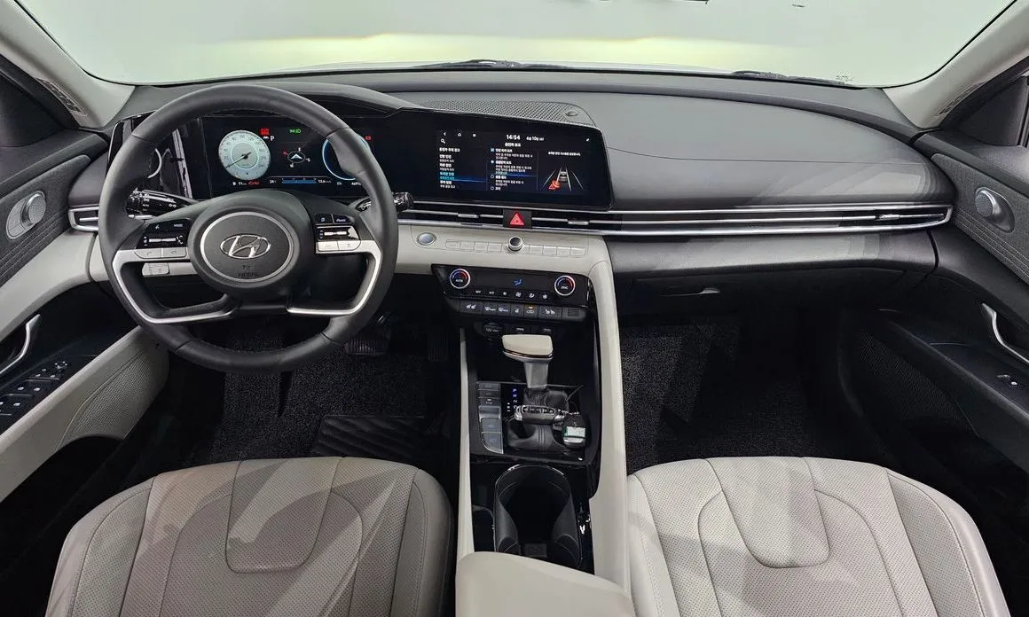 Hyundai AVANTE — фото 4