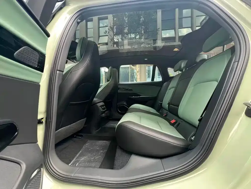 Hongqi EH7 2026 из CN, фото 2