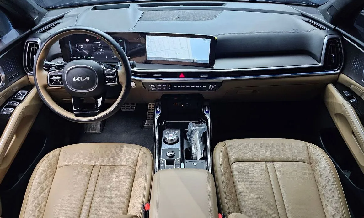 Kia Sorento — фото 8