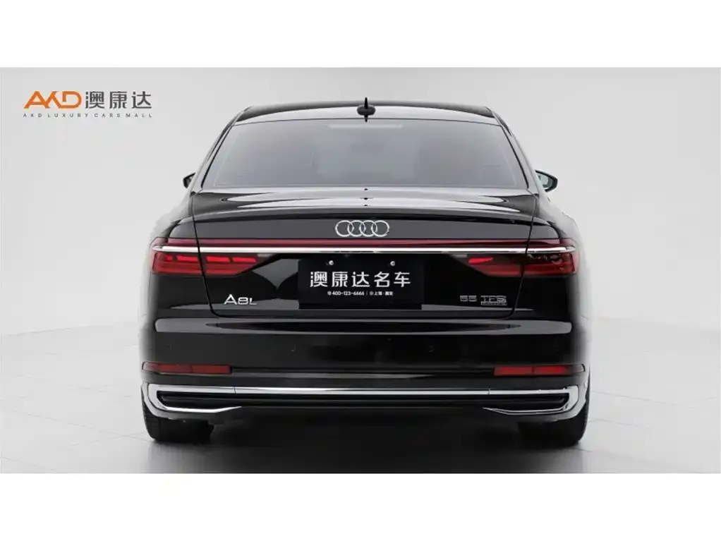Audi A8 — фото 4