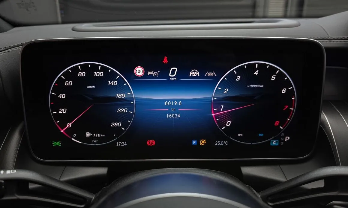 Mercedes-Benz GLC-Class 2025 из KR, фото 4