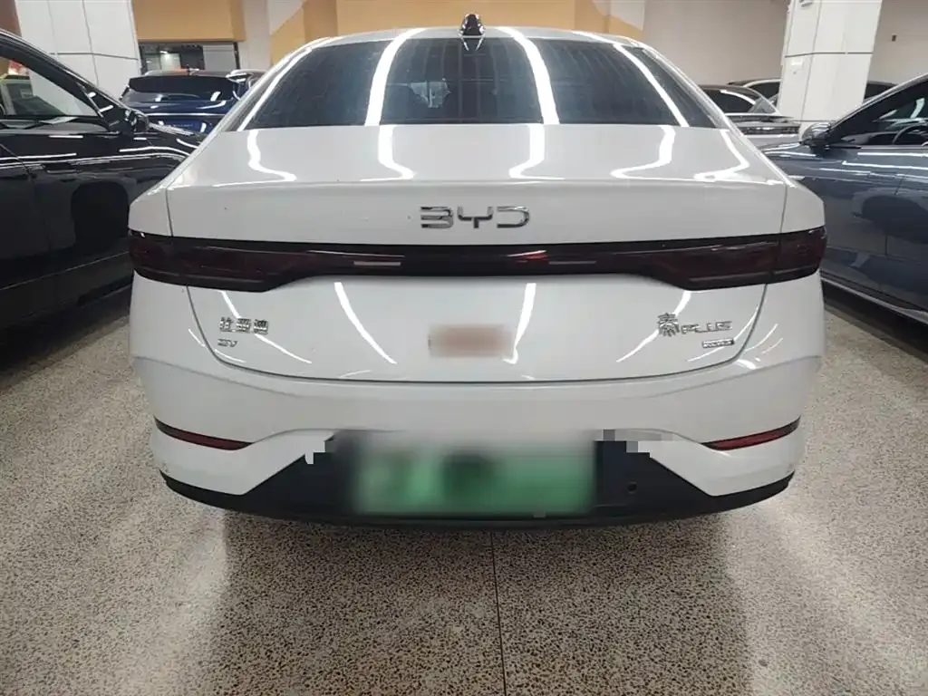 BYD Qin PLUS — фото 7