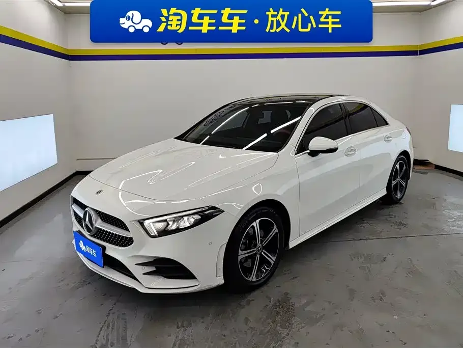 Mercedes-Benz A-Class — фото 1