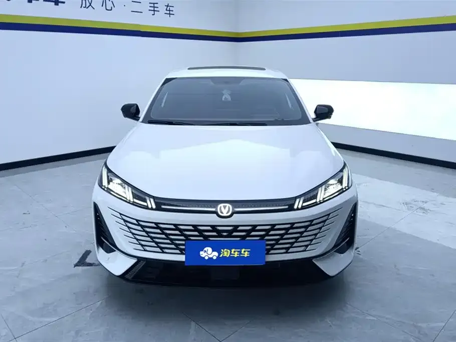 Changan Eado — фото 7