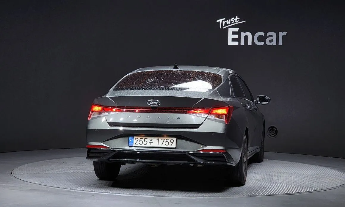 Hyundai AVANTE — фото 3