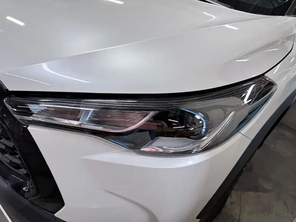Toyota Corolla Cross — фото 4