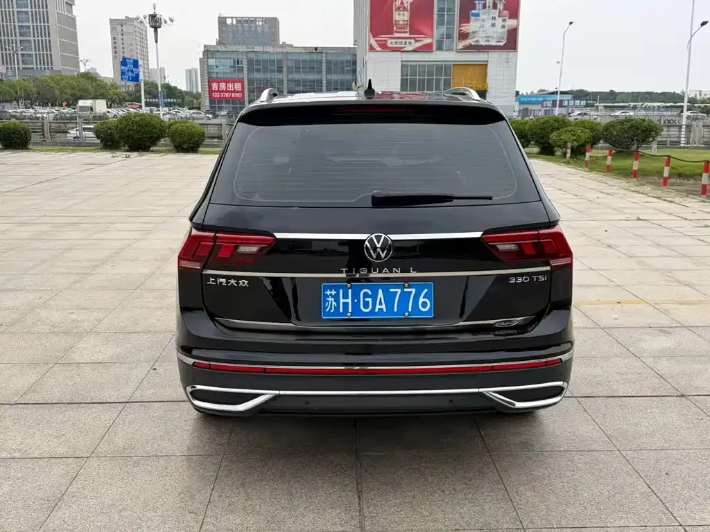 Volkswagen Tiguan L — фото 4