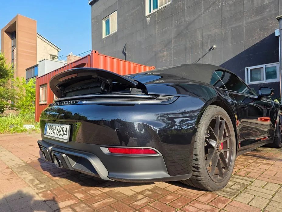 Porsche 911 2025 из KR, фото 5