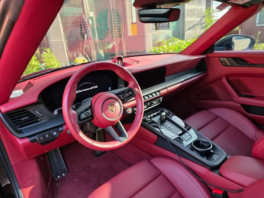 Porsche 911 2025 из KR, фото 9