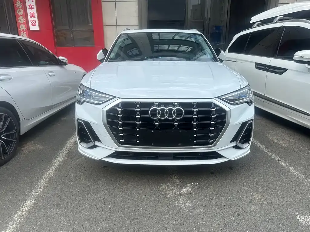 Audi Q3 — фото 5