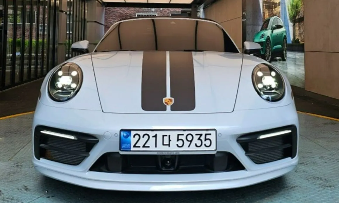Porsche 911 2024 из KR, фото 7