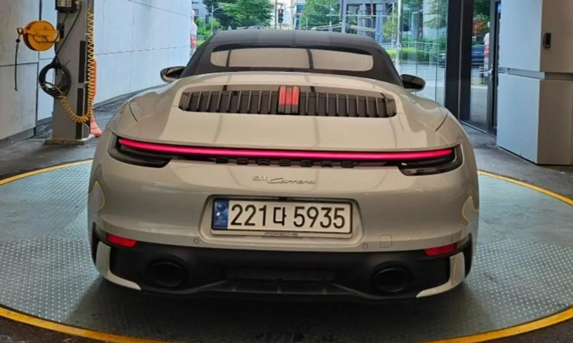 Porsche 911 2024 из KR, фото 6