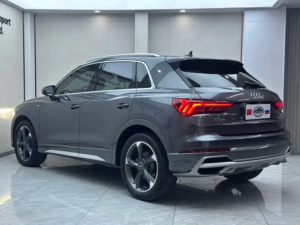 Audi Q3 — фото 4