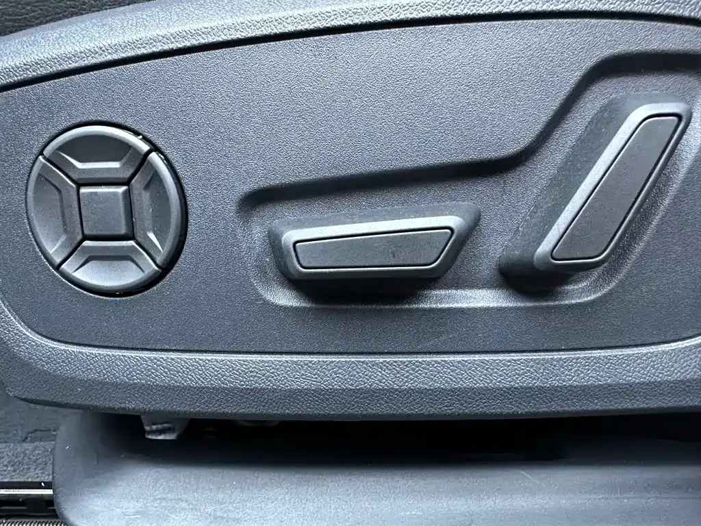 Audi Q3 — фото 9