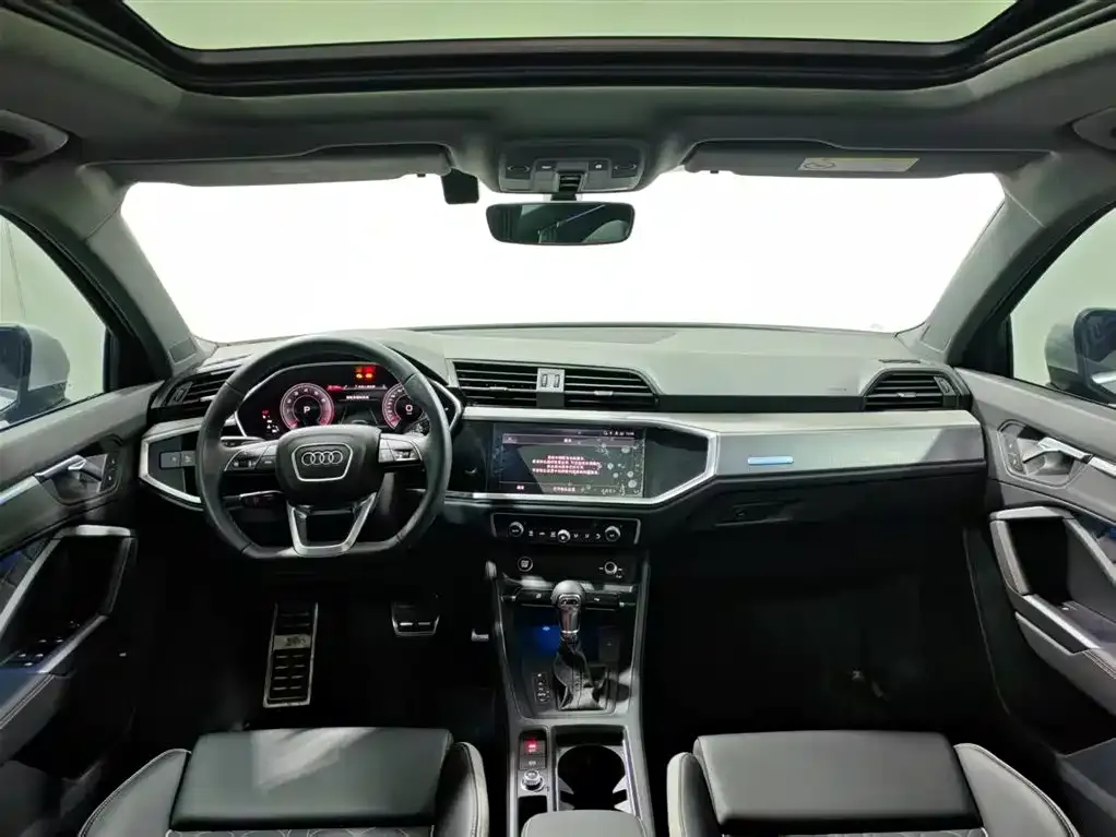 Audi Q3 2025 из CN, фото 6