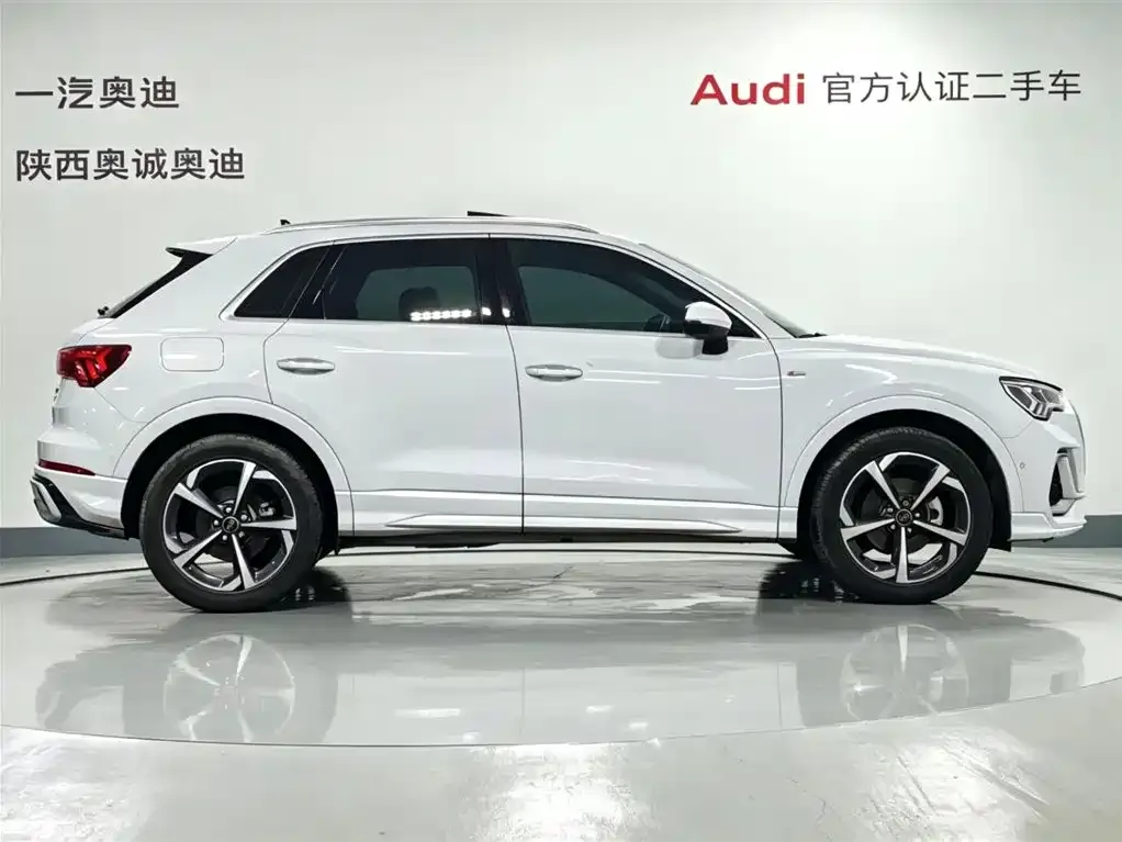 Audi Q3 2025 из CN, фото 2