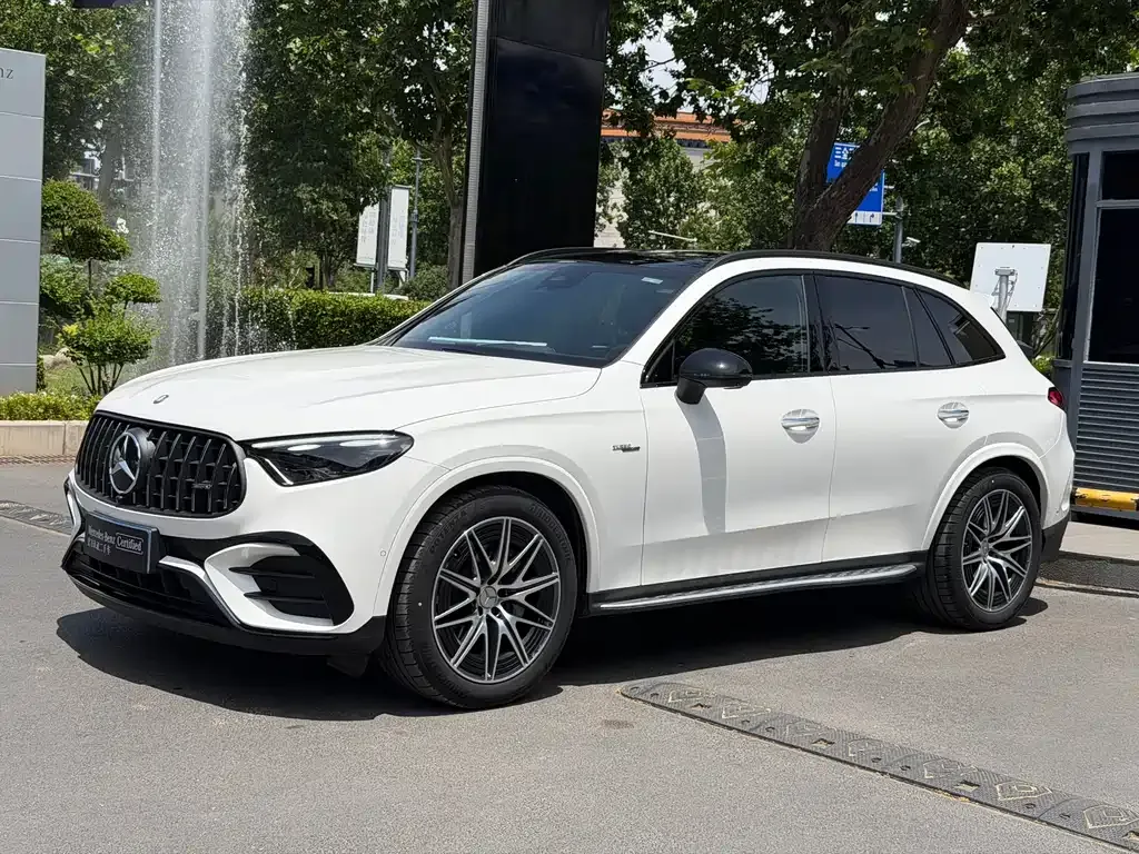 Mercedes-Benz GLC AMG — фото 1