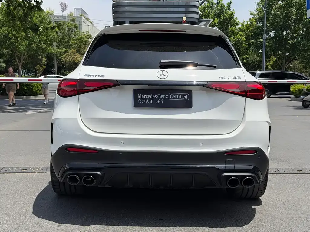 Mercedes-Benz GLC AMG — фото 4